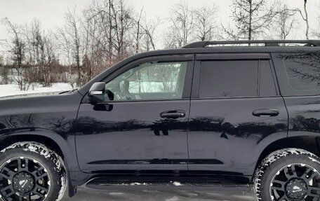 Toyota Land Cruiser Prado 150 рестайлинг 2, 2019 год, 5 700 000 рублей, 3 фотография