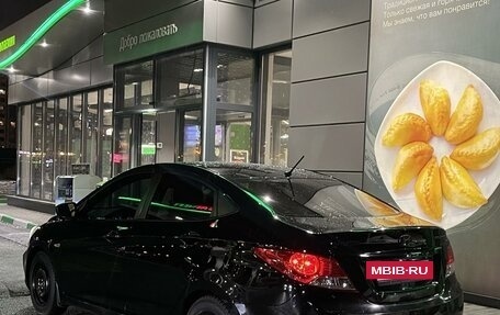 Hyundai Solaris II рестайлинг, 2012 год, 890 000 рублей, 25 фотография