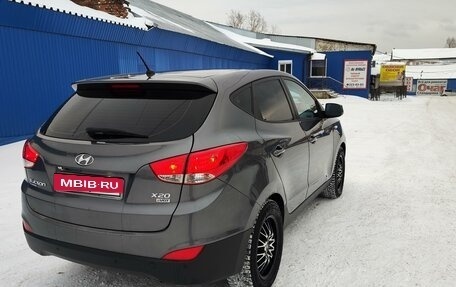 Hyundai Tucson III, 2010 год, 1 175 500 рублей, 3 фотография