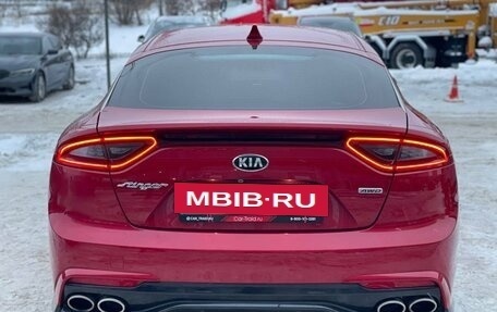 KIA Stinger I, 2018 год, 2 650 000 рублей, 8 фотография