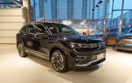 Volkswagen Tiguan II, 2024 год, 6 400 000 рублей, 2 фотография