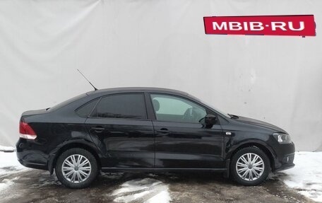 Volkswagen Polo VI (EU Market), 2011 год, 880 000 рублей, 4 фотография