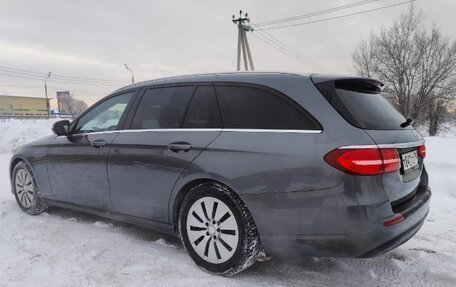 Mercedes-Benz E-Класс, 2019 год, 2 987 543 рублей, 4 фотография