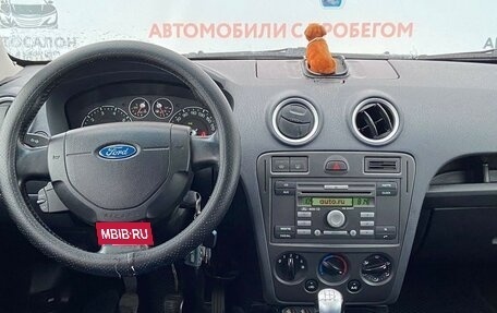 Ford Fusion I, 2006 год, 450 000 рублей, 10 фотография