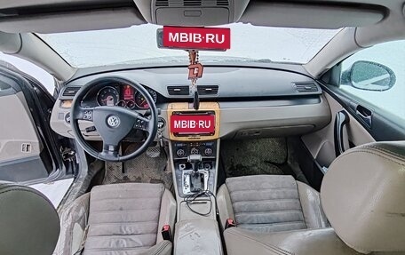 Volkswagen Passat B6, 2005 год, 599 000 рублей, 3 фотография