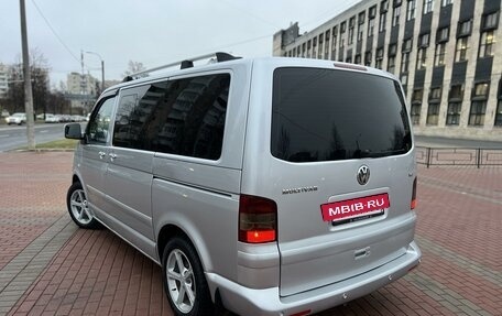 Volkswagen Multivan T5, 2006 год, 1 750 000 рублей, 4 фотография