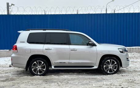 Toyota Land Cruiser 200, 2020 год, 12 700 000 рублей, 8 фотография