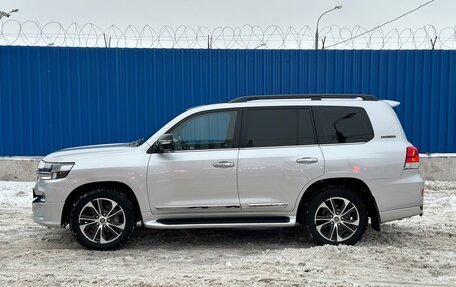 Toyota Land Cruiser 200, 2020 год, 12 700 000 рублей, 7 фотография