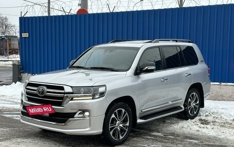 Toyota Land Cruiser 200, 2020 год, 12 700 000 рублей, 5 фотография