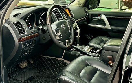 Toyota Land Cruiser 200, 2013 год, 4 499 000 рублей, 4 фотография