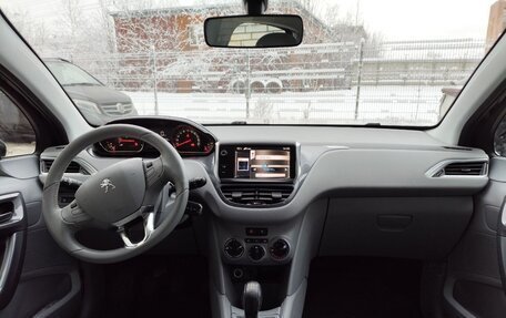 Peugeot 208 II, 2012 год, 549 000 рублей, 9 фотография