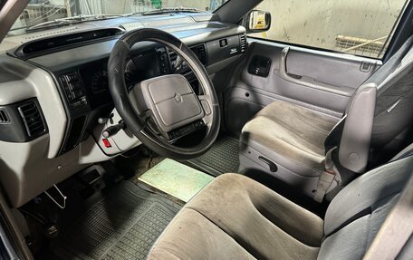 Plymouth Voyager II, 1991 год, 199 999 рублей, 24 фотография