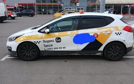 KIA cee'd III, 2018 год, 1 000 000 рублей, 10 фотография