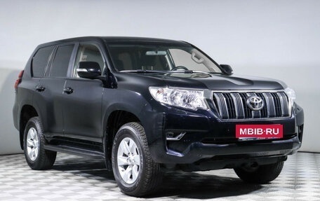 Toyota Land Cruiser Prado 150 рестайлинг 2, 2021 год, 7 740 000 рублей, 3 фотография