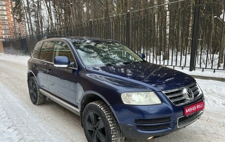 Volkswagen Touareg III, 2004 год, 590 000 рублей, 1 фотография