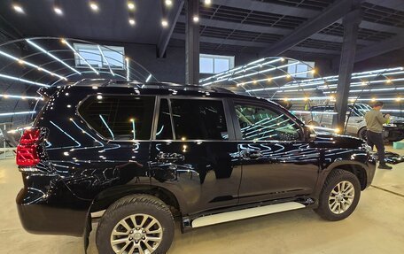 Toyota Land Cruiser Prado 150 рестайлинг 2, 2018 год, 5 200 000 рублей, 3 фотография