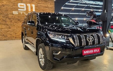 Toyota Land Cruiser Prado 150 рестайлинг 2, 2018 год, 5 200 000 рублей, 1 фотография