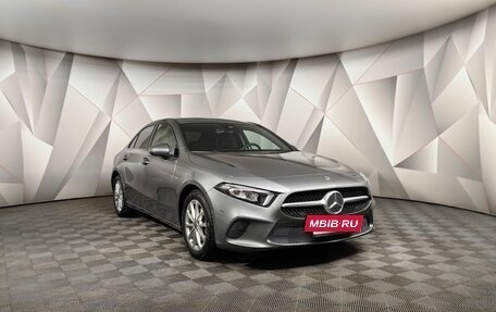 Mercedes-Benz A-Класс, 2019 год, 2 635 000 рублей, 3 фотография