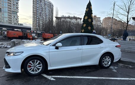 Toyota Camry, 2019 год, 2 700 000 рублей, 2 фотография