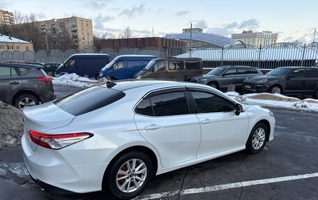 Toyota Camry, 2019 год, 2 700 000 рублей, 4 фотография