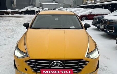 Hyundai Sonata VIII, 2019 год, 1 630 000 рублей, 2 фотография