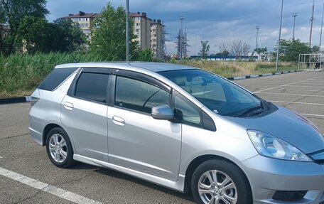 Honda Fit Shuttle I рестайлинг, 2012 год, 1 030 000 рублей, 2 фотография