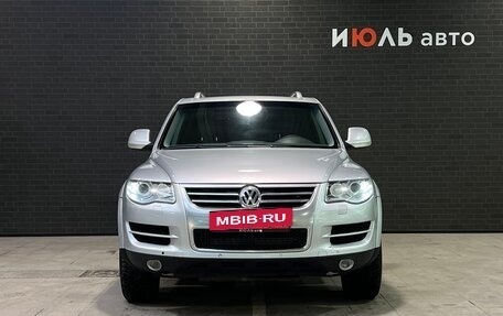 Volkswagen Touareg III, 2006 год, 1 092 000 рублей, 2 фотография