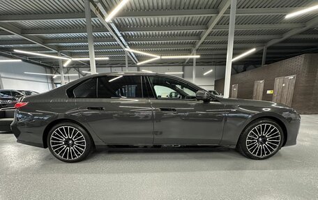 BMW 7 серия, 2024 год, 24 700 000 рублей, 8 фотография