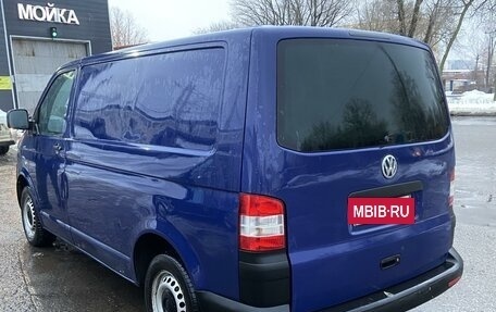 Volkswagen Transporter T5 рестайлинг, 2008 год, 1 080 000 рублей, 5 фотография