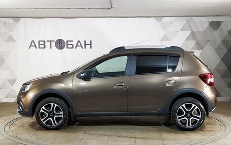 Renault Sandero II рестайлинг, 2022 год, 1 650 000 рублей, 4 фотография