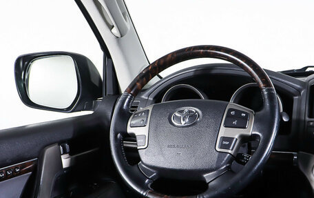 Toyota Land Cruiser 200, 2010 год, 2 990 000 рублей, 19 фотография