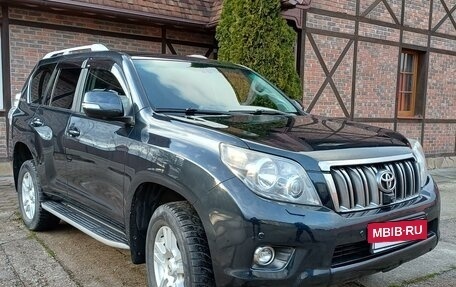 Toyota Land Cruiser Prado 150 рестайлинг 2, 2010 год, 2 640 000 рублей, 7 фотография