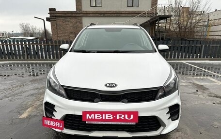 KIA Rio IV, 2021 год, 1 799 900 рублей, 2 фотография