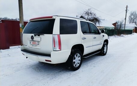 Cadillac Escalade III, 2007 год, 1 790 000 рублей, 5 фотография