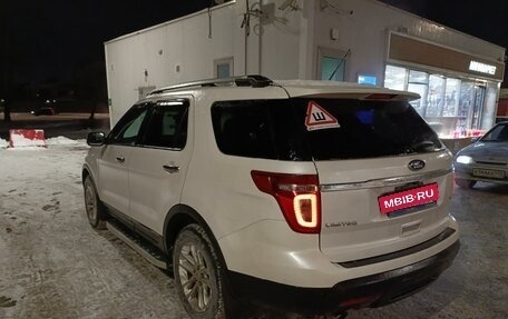 Ford Explorer VI, 2012 год, 2 100 000 рублей, 3 фотография