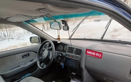 Nissan Almera, 1998 год, 300 000 рублей, 21 фотография