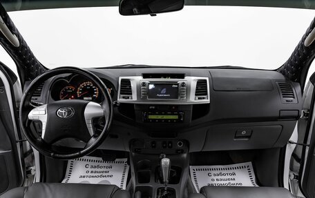 Toyota Hilux VII, 2013 год, 2 345 000 рублей, 9 фотография