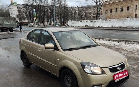 KIA Rio II, 2011 год, 800 000 рублей, 2 фотография