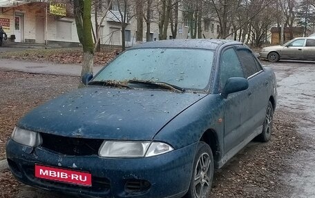 Mitsubishi Carisma I, 1996 год, 100 000 рублей, 1 фотография