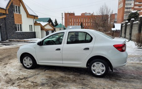 Renault Logan II, 2016 год, 798 000 рублей, 1 фотография