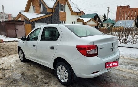 Renault Logan II, 2016 год, 798 000 рублей, 2 фотография