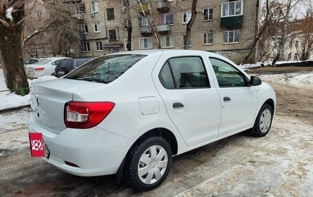 Renault Logan II, 2016 год, 798 000 рублей, 3 фотография