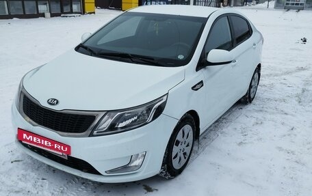 KIA Rio III рестайлинг, 2013 год, 970 000 рублей, 4 фотография