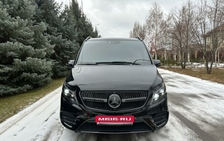 Mercedes-Benz V-Класс, 2018 год, 8 500 000 рублей, 5 фотография