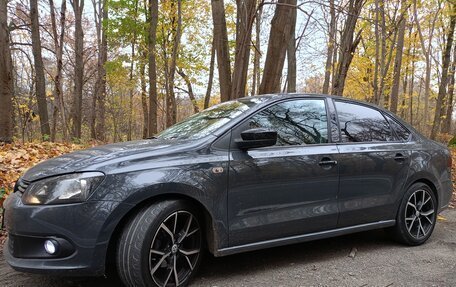 Volkswagen Polo VI (EU Market), 2013 год, 1 050 000 рублей, 6 фотография