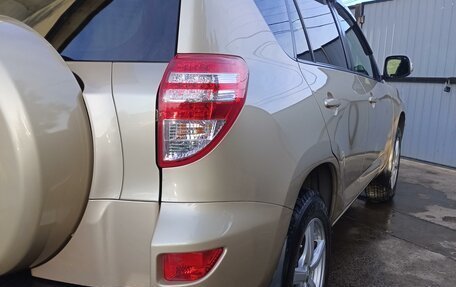 Toyota RAV4, 2012 год, 1 830 000 рублей, 6 фотография