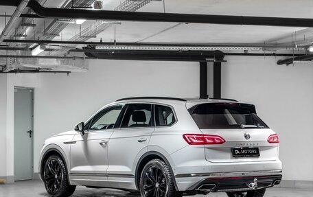 Volkswagen Touareg III, 2019 год, 6 190 000 рублей, 7 фотография