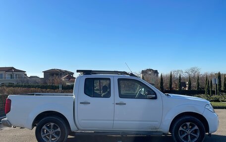 Nissan Navara (Frontier), 2012 год, 900 000 рублей, 3 фотография