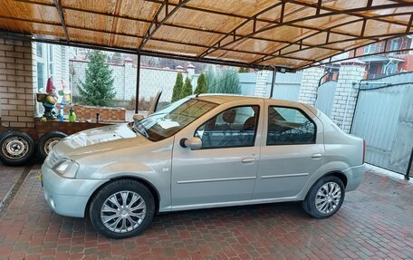 Renault Logan I, 2006 год, 300 000 рублей, 2 фотография