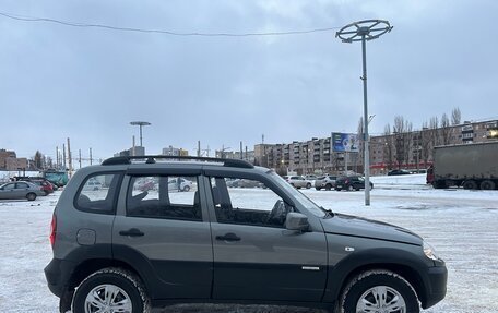 Chevrolet Niva I рестайлинг, 2012 год, 649 999 рублей, 2 фотография